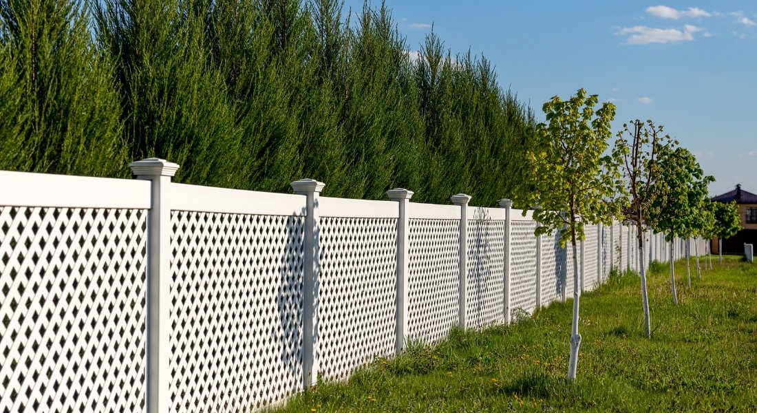 vinyl fence (8)